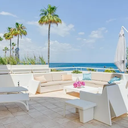 Espectacular Apartamento En Primera Linea De Playa Apartment Estepona